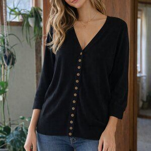 Urban Outfitters Womens Black Cardi Size Medium